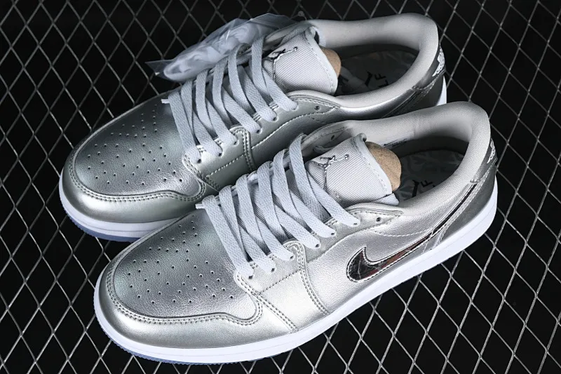 All categories Air Jordan Jordan series basketball shoes Air Jordan 1 Low Air Jordan 1 Low Golf "Gift Giving" AJ1 Joe 1 Golf Silver Low-top cultural and casual sneakers FD6848-001